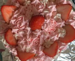 六寸草莓生日蛋糕