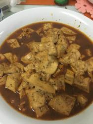 超级简单的辣味炖豆腐
