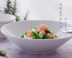 养胃润燥的鲜虾芦笋炒百合