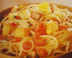 辣椒茄汁小方土豆意面 Spaghetti with Fresh Tomatoes Chill&Potatoes