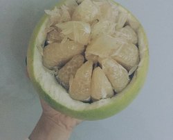 如何剥柚子称霸朋友圈
