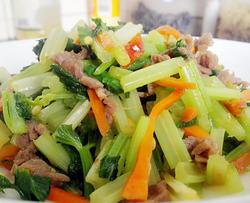 芹菜牛肉