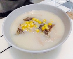 金针菇玉米浓醇鱼汤