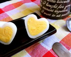 爱心鸡蛋—凹造型