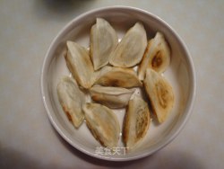 煎饺子——用普通的铁锅煎