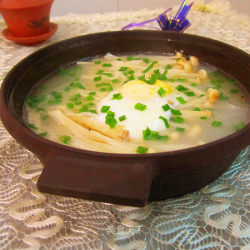 微波炉煮汤-----金菇蛋汤