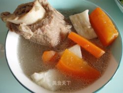 淮山胡萝卜枸杞猪骨汤