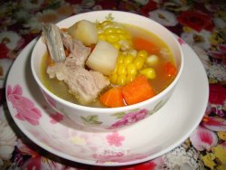 【红萝卜马蹄排骨汤】-----从小喝到大的例汤