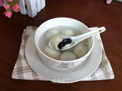 黑芝麻汤圆