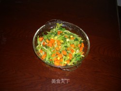 芹菜胡萝卜炒玉米粒