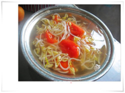番茄豆芽汤