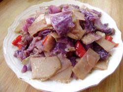家常菜----紫甘蓝炒土豆片