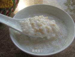 冬季食补-奶香麦片粥