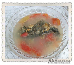 鲫鱼麻蛤汤