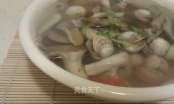 鲜菇蛤蜊汤