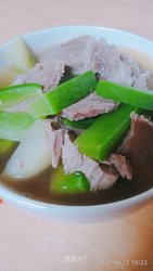 牛肉炖萝卜