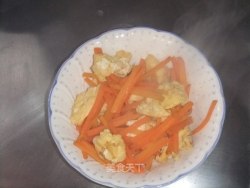 素炒鸡蛋胡萝卜丝