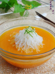 金汤素燕—集鲜美、香醇、嫩滑于一锅