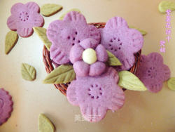 女生喜欢的那魅惑的紫色----紫薯花饼干