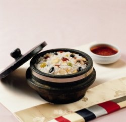 正宗韩国营养石锅饭的做法