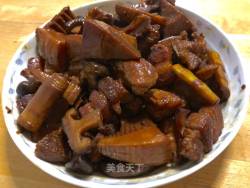 竹笋香菇烧肉