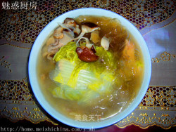 冬季暖身菜------香菇白菜砂锅煲