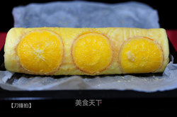【香橙草莓蛋糕卷】