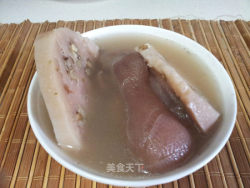 绿豆酿莲藕煲猪蹄汤