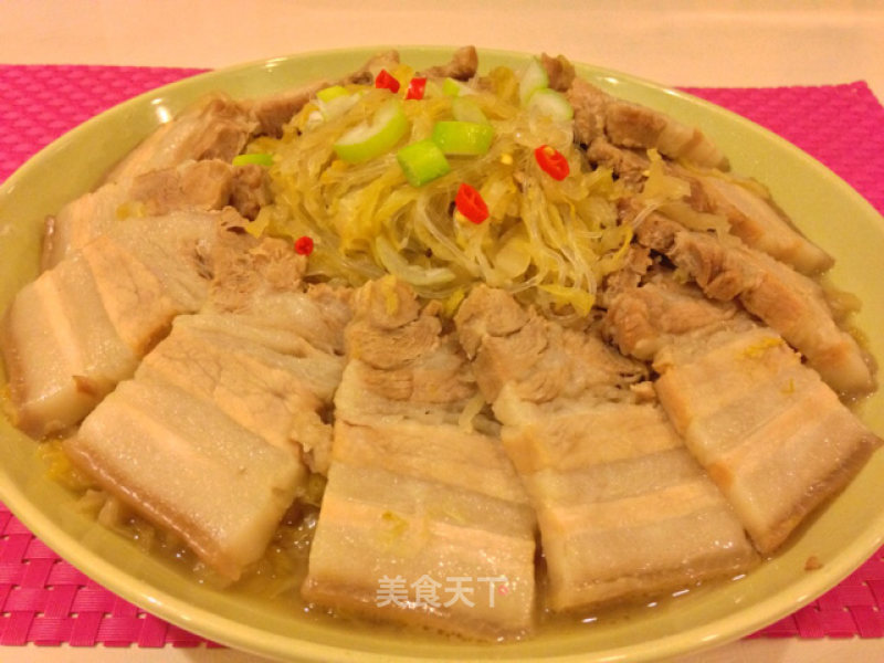 酸菜汆白肉
