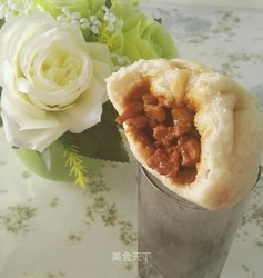 酱肉包子