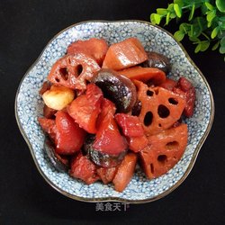 红烧肘肉莲藕