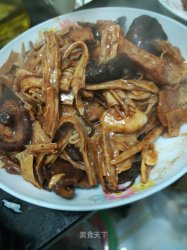 茶树菇香菇瘦肉焖腐竹
