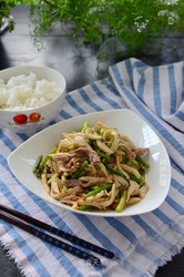 蒜薹炒杏鲍菇
