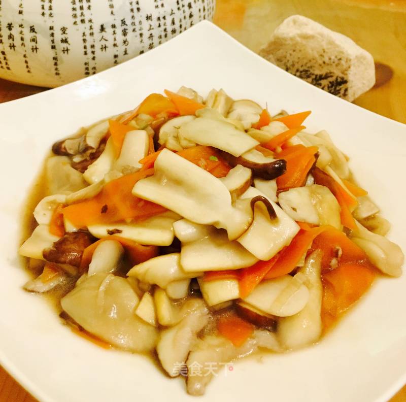 素炒松茸蘑菇