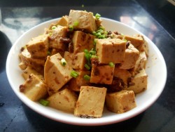 牛肉末炖豆腐