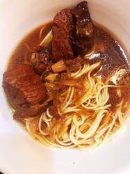 红烧牛肉面