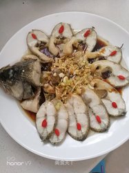 清蒸鲈鱼
