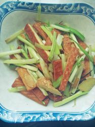 小炒豆干