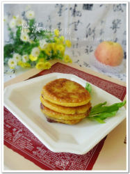 【简单制作的花样饼】自制红豆健康饼---红豆黄米粘饼