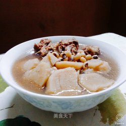 粉葛眉豆骨头汤【清热去湿】