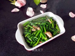 韭菜苔炒肉