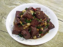 泡椒猪血