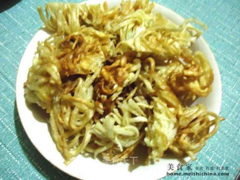 巧吃剩面条——酥炸面条块儿