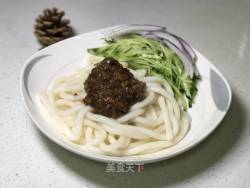 烤鸭炸酱乌冬面