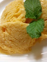 酸奶芒果冰淇淋