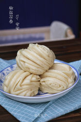 美味椒盐花卷