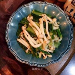白玉菇炒油麦菜