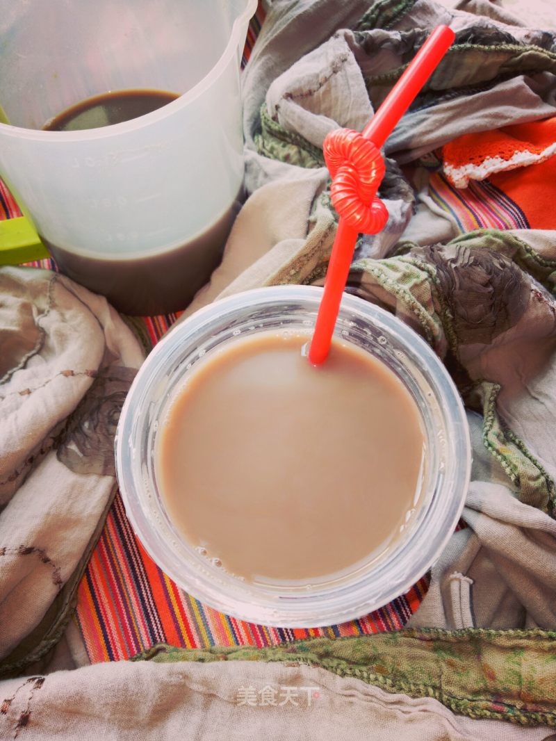 桑葚红枣黄豆浆