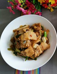 快手小炒之葱爆盐煎肉