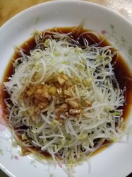 烫绿豆芽